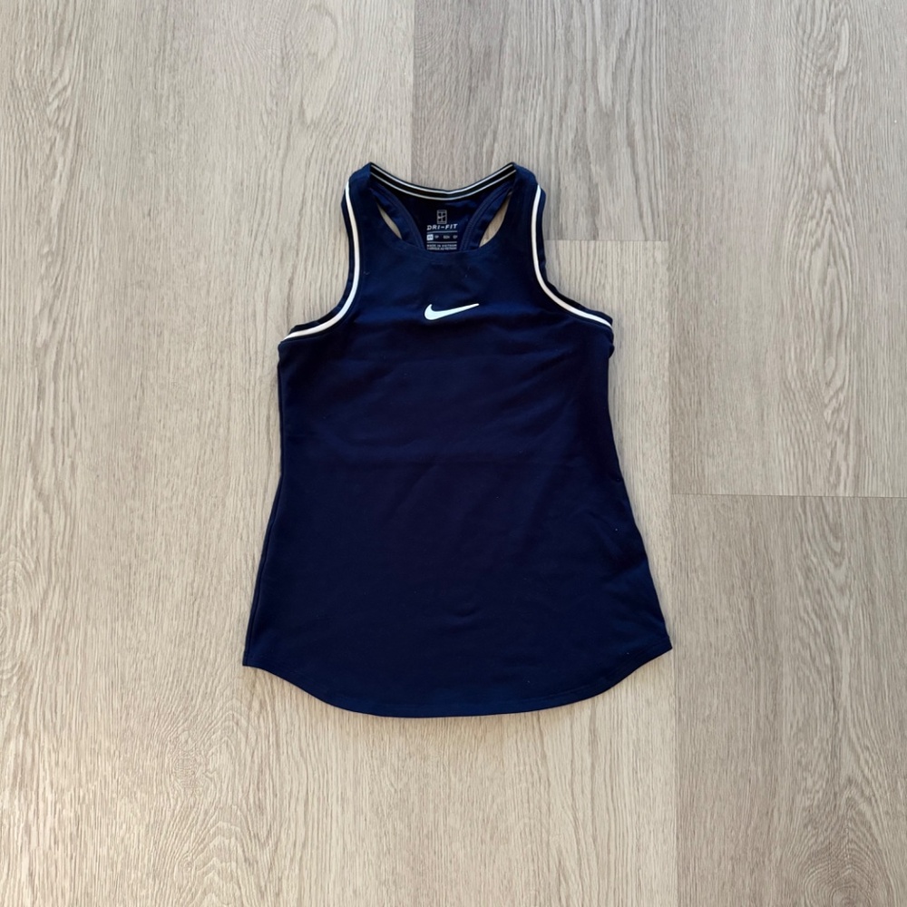 Girls Tennis Lot!  Nike Dry Fit Tennis Skirts and two tops (Skirts S Tops XS) - Picture 8 of 11